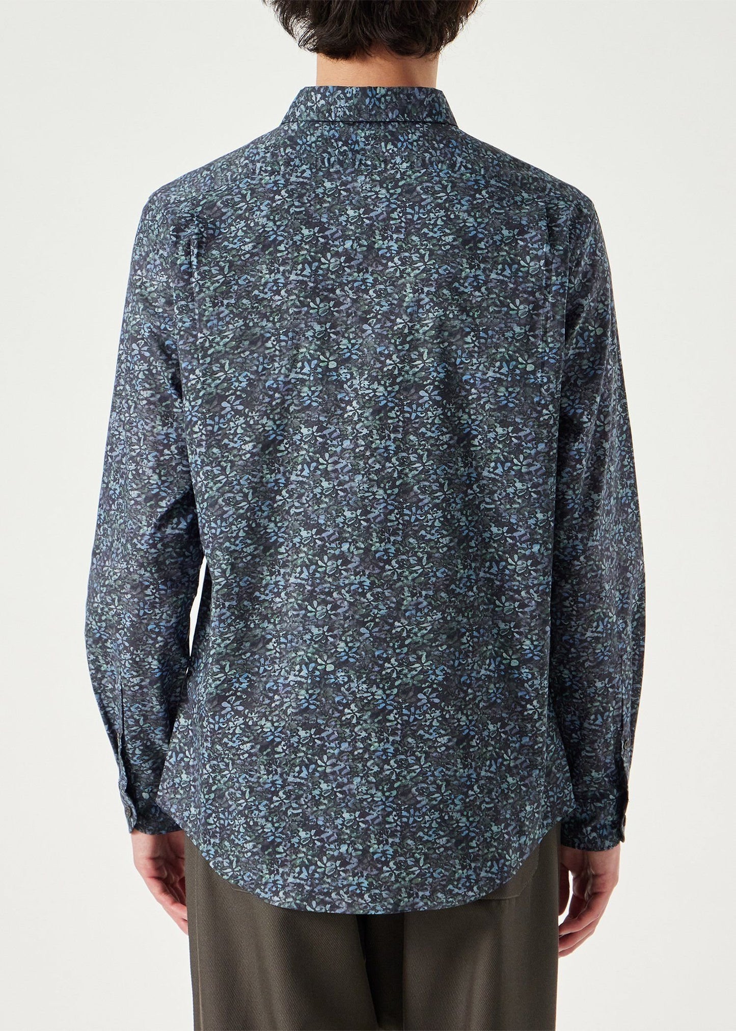 シャツ