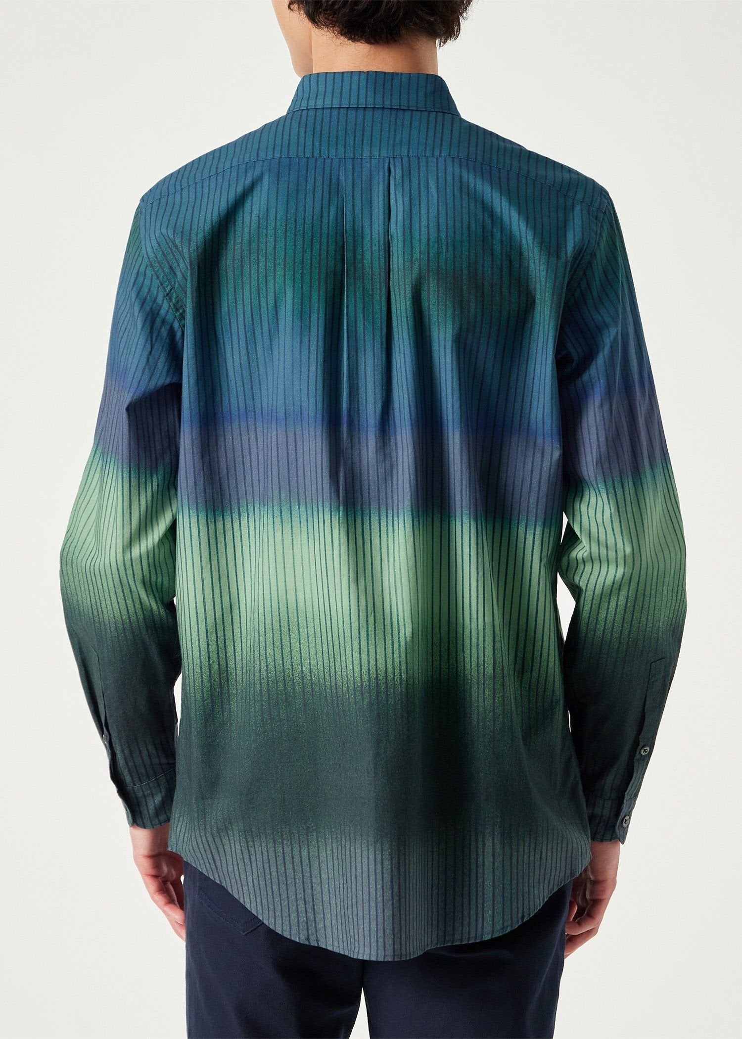 Gradient Stripe カジュアルシャツ