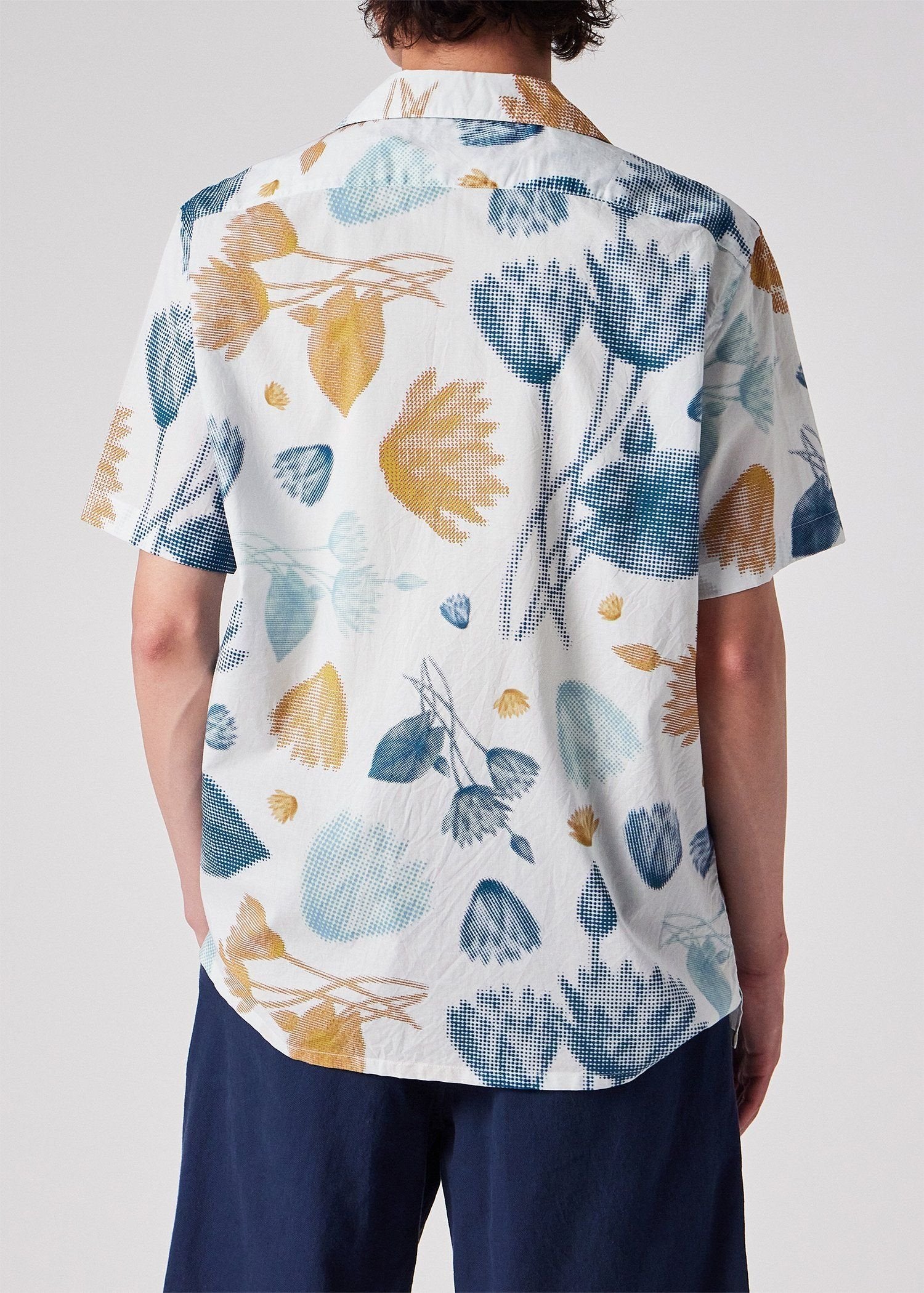 "Half Tone Floral" オープンカラーシャツ