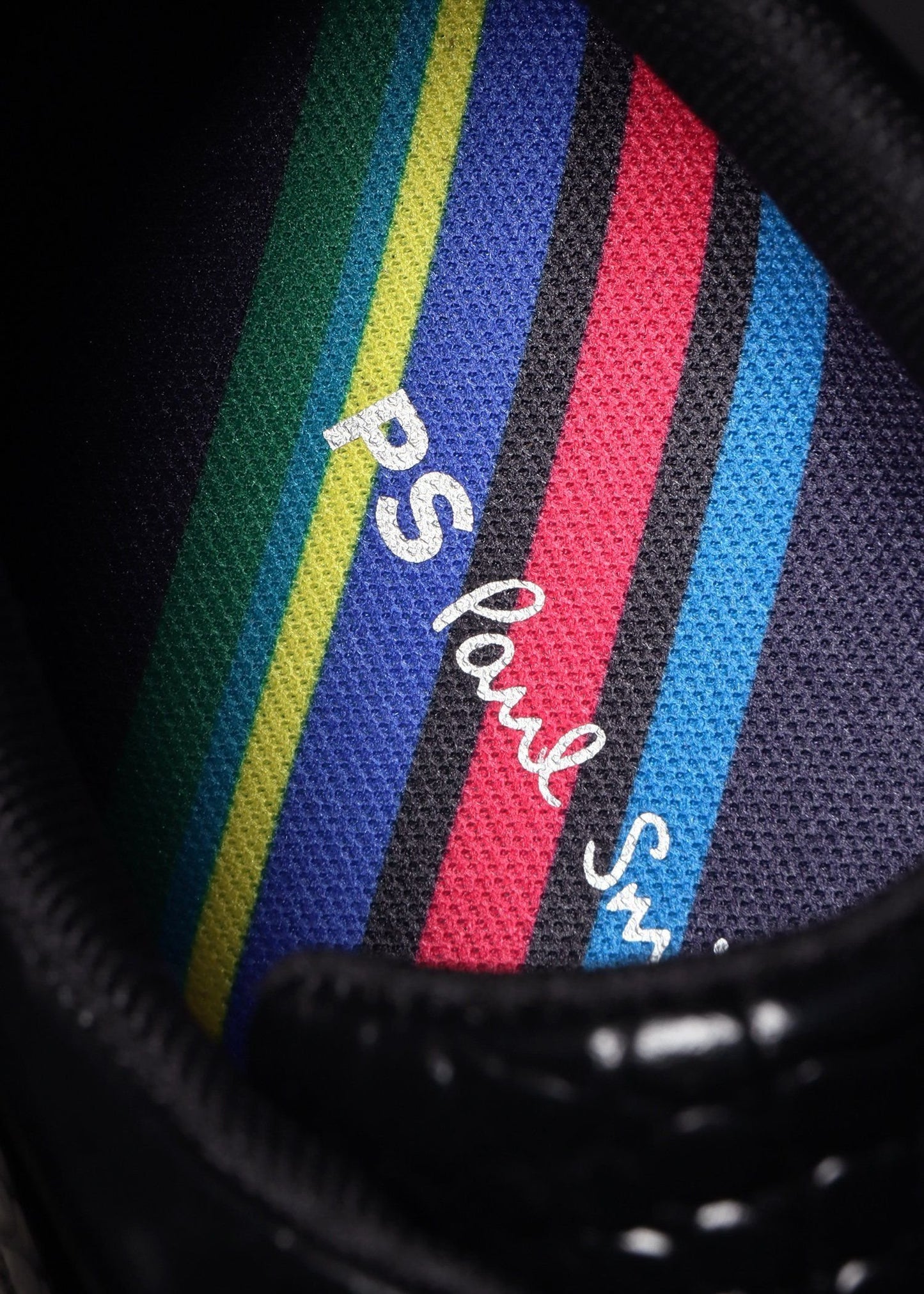 スニーカー