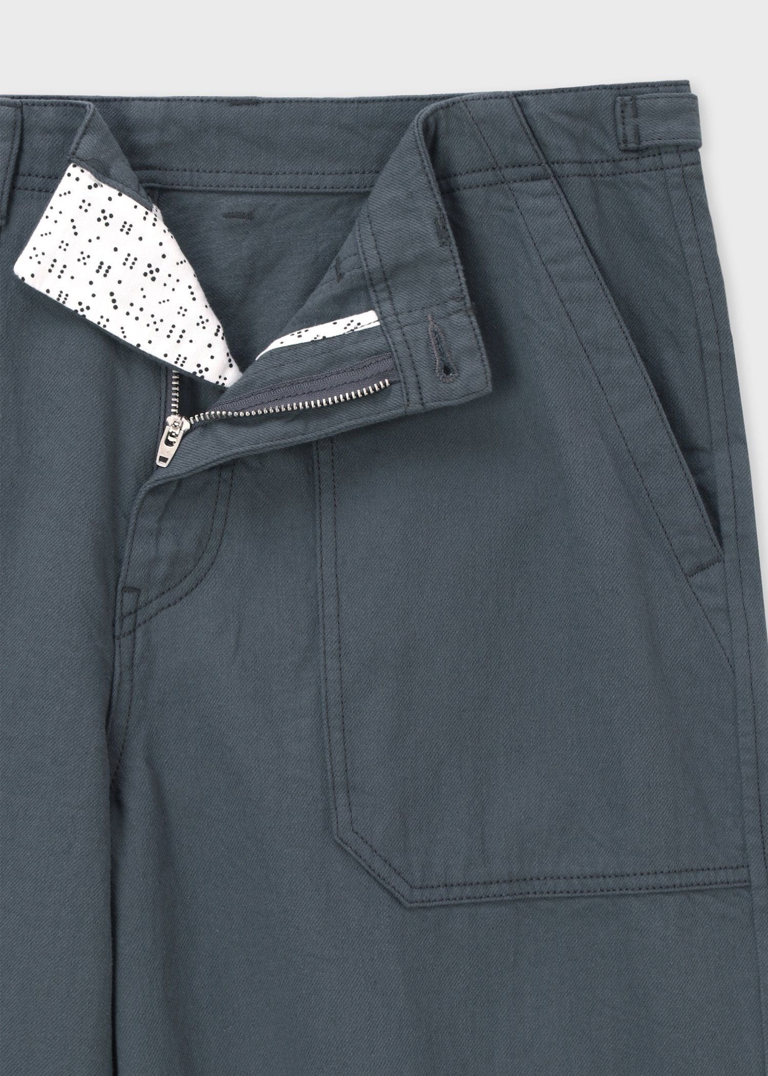 トラウザーズ