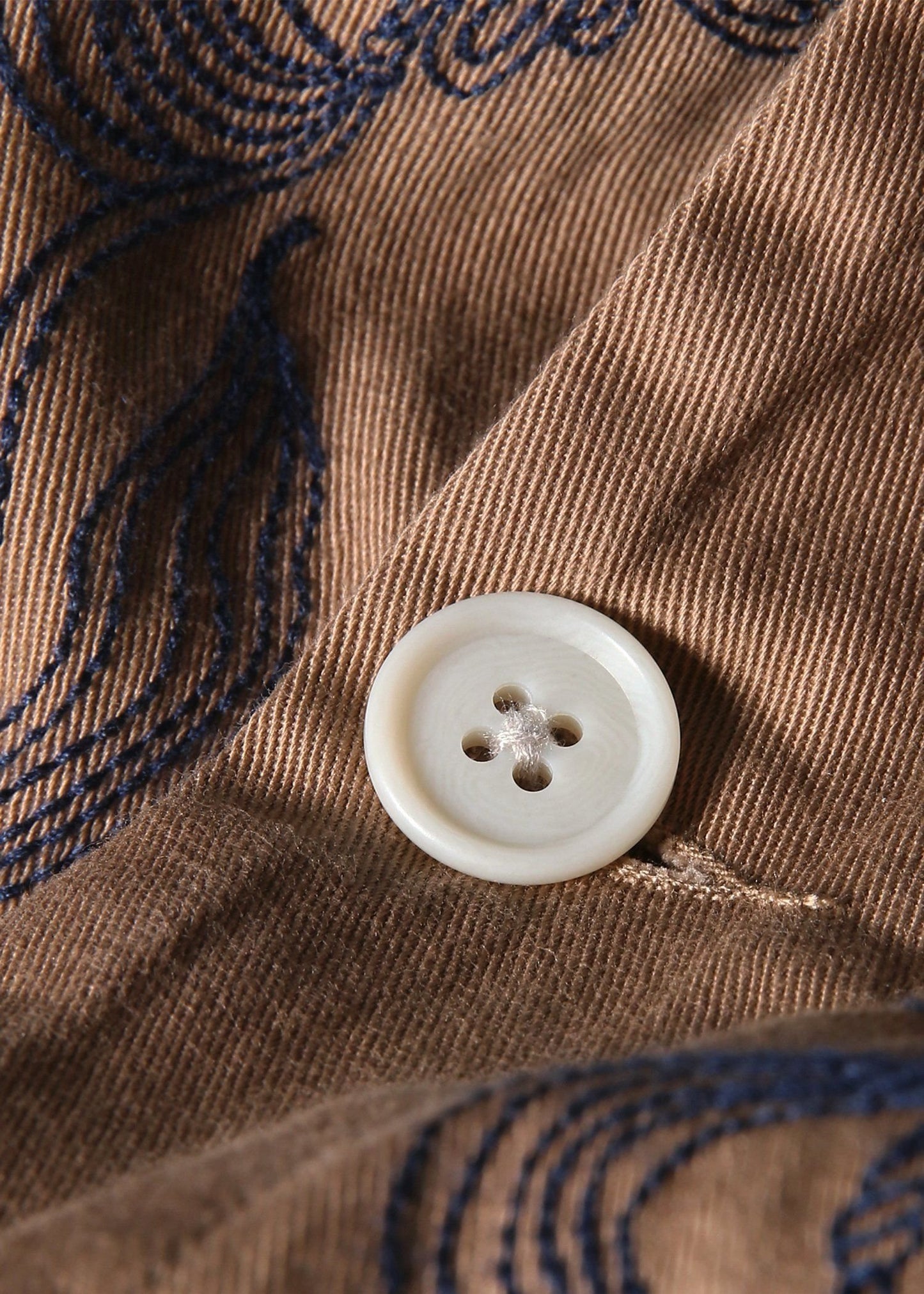 シャツ