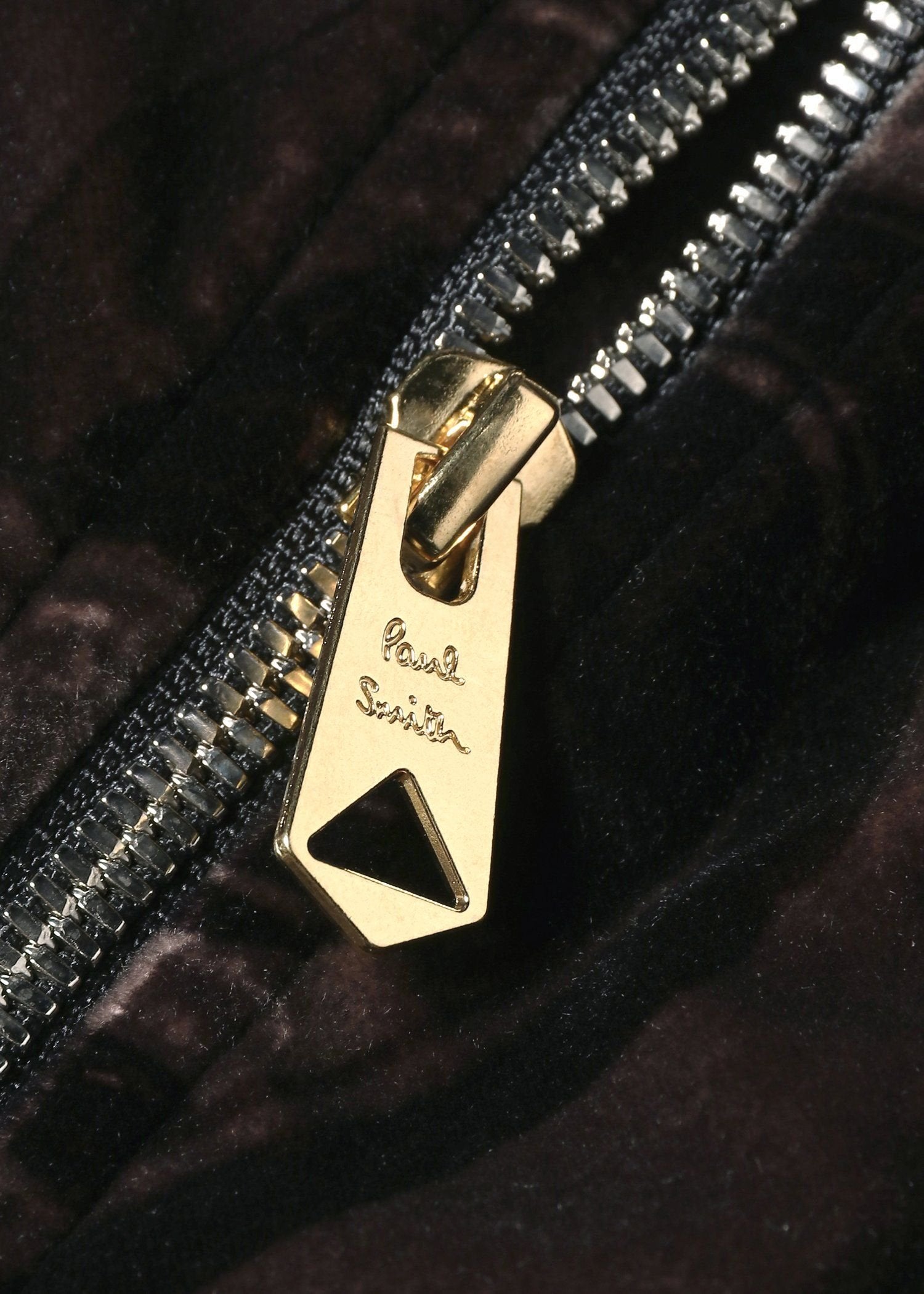 ブルゾン