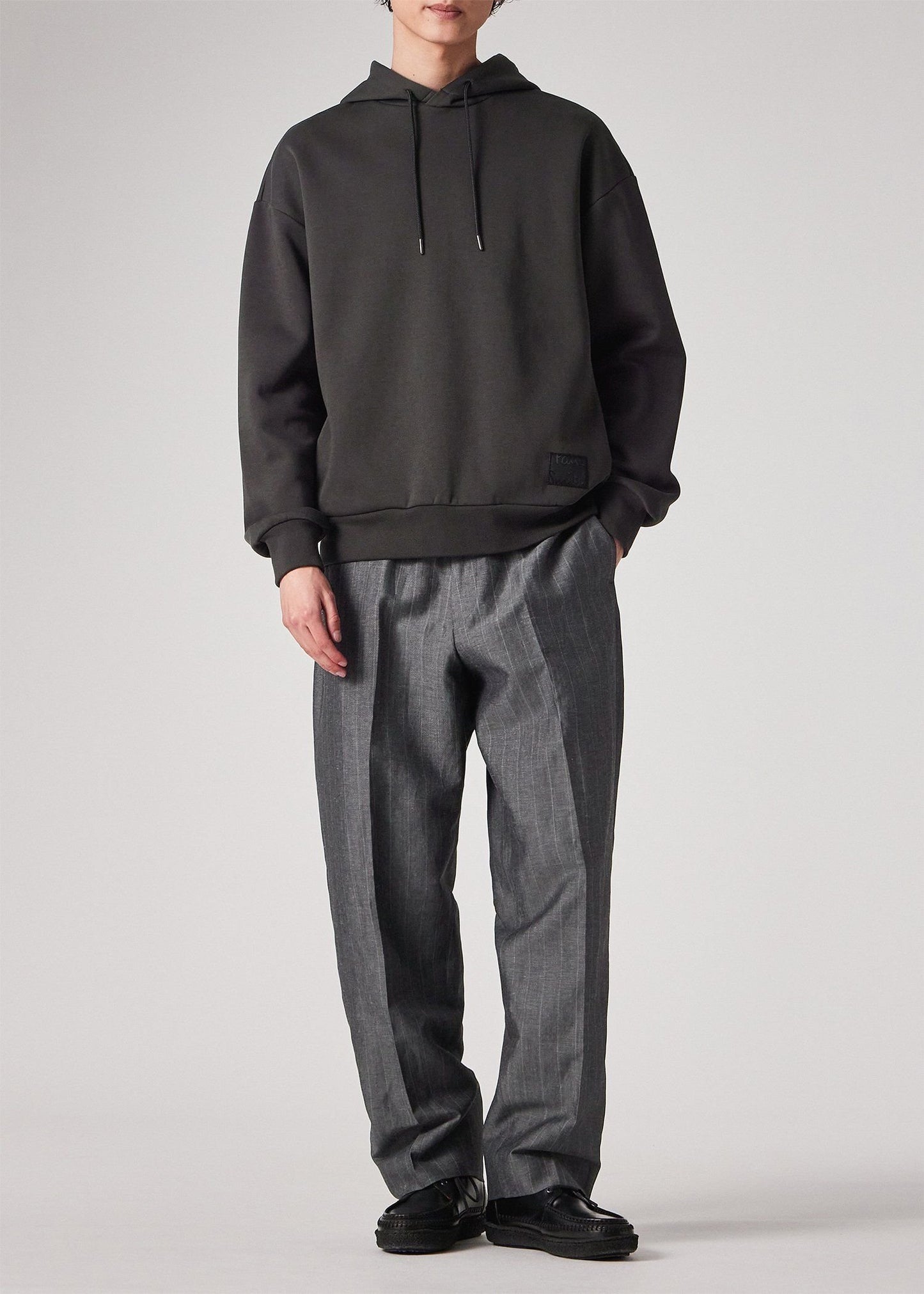 "Cropped Logo" ダンボールニット パーカ