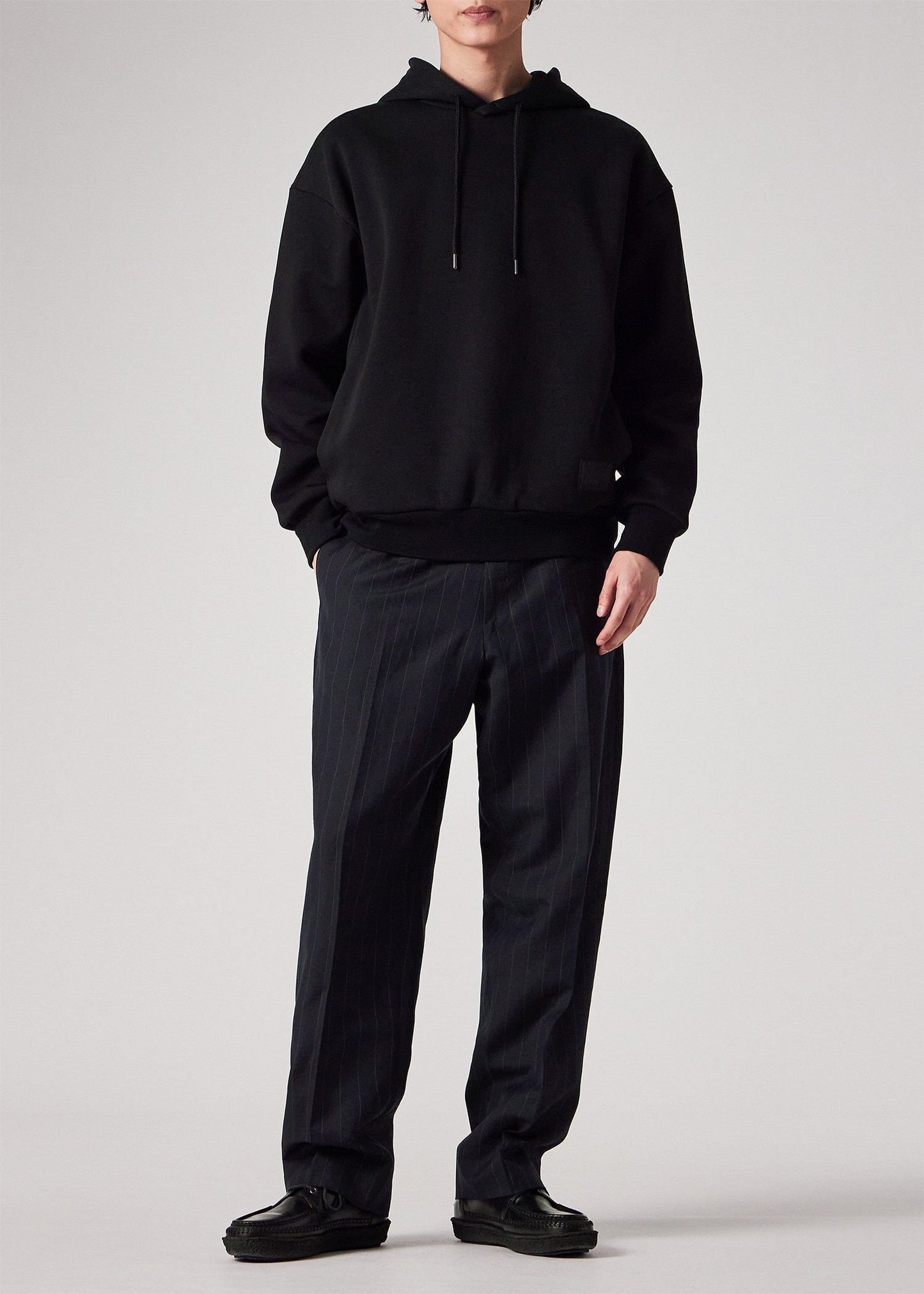 "Cropped Logo" ダンボールニット パーカ