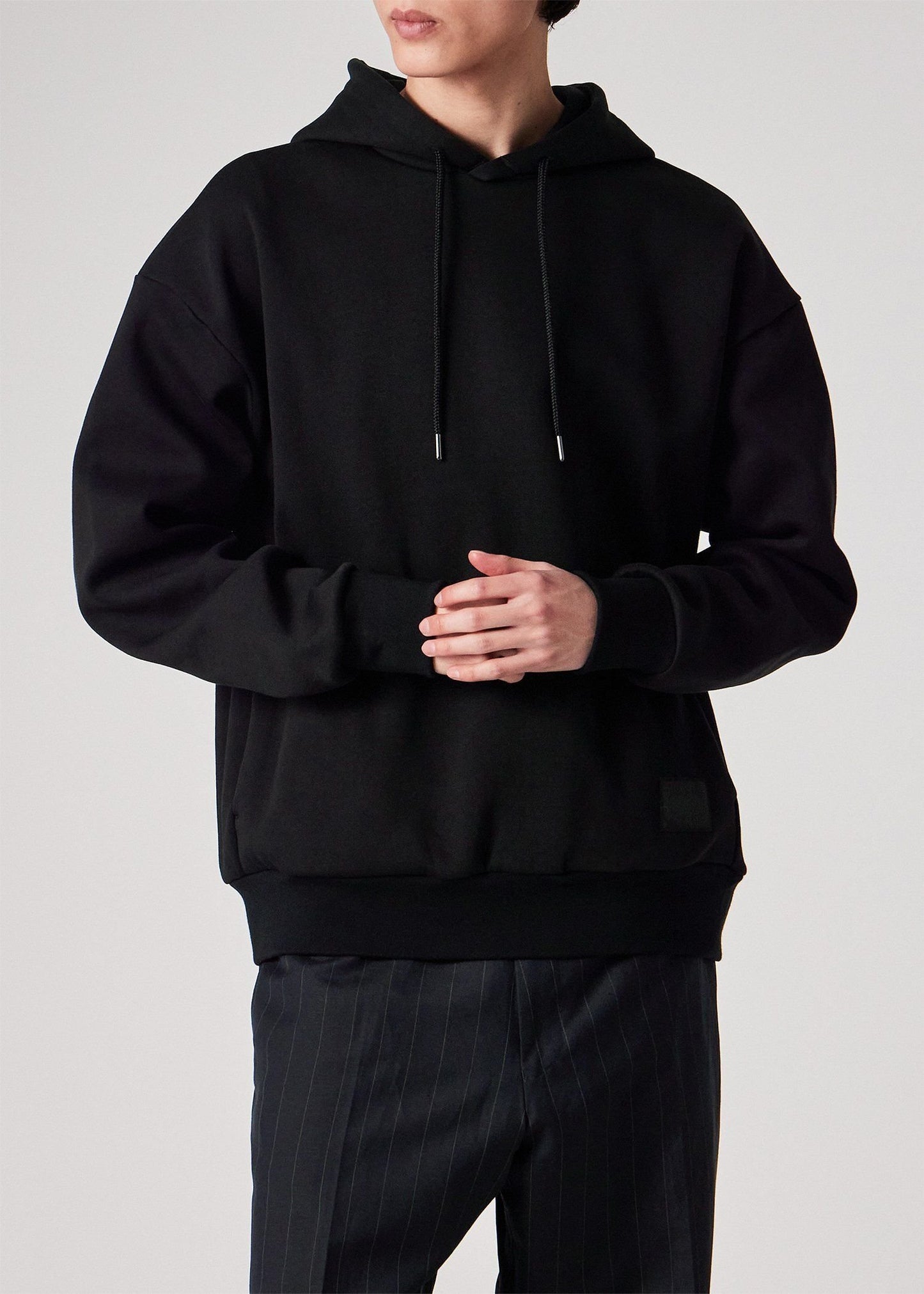 "Cropped Logo" ダンボールニット パーカ