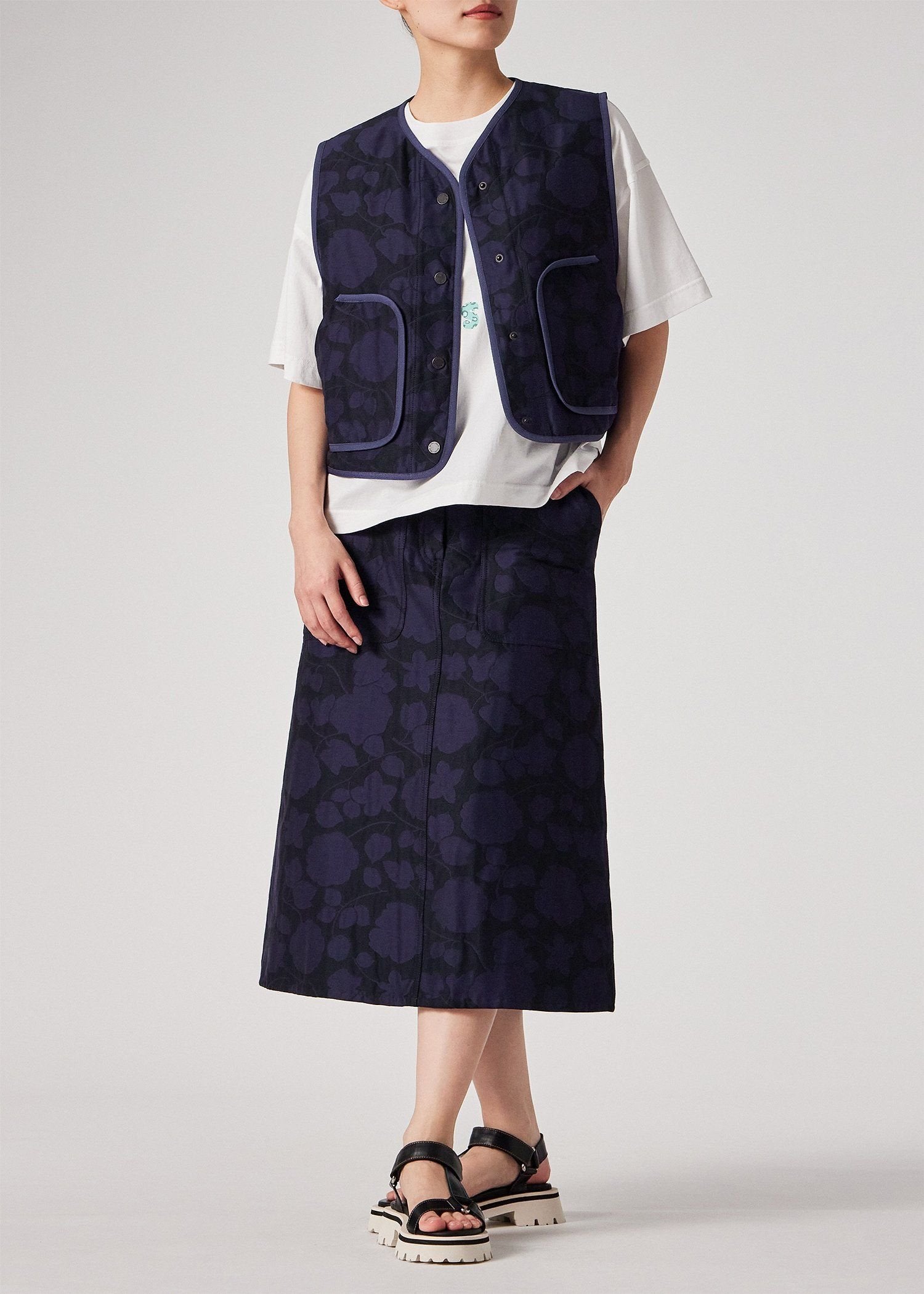 ウィメンズ "Perforated Floral" ジャカード ベスト