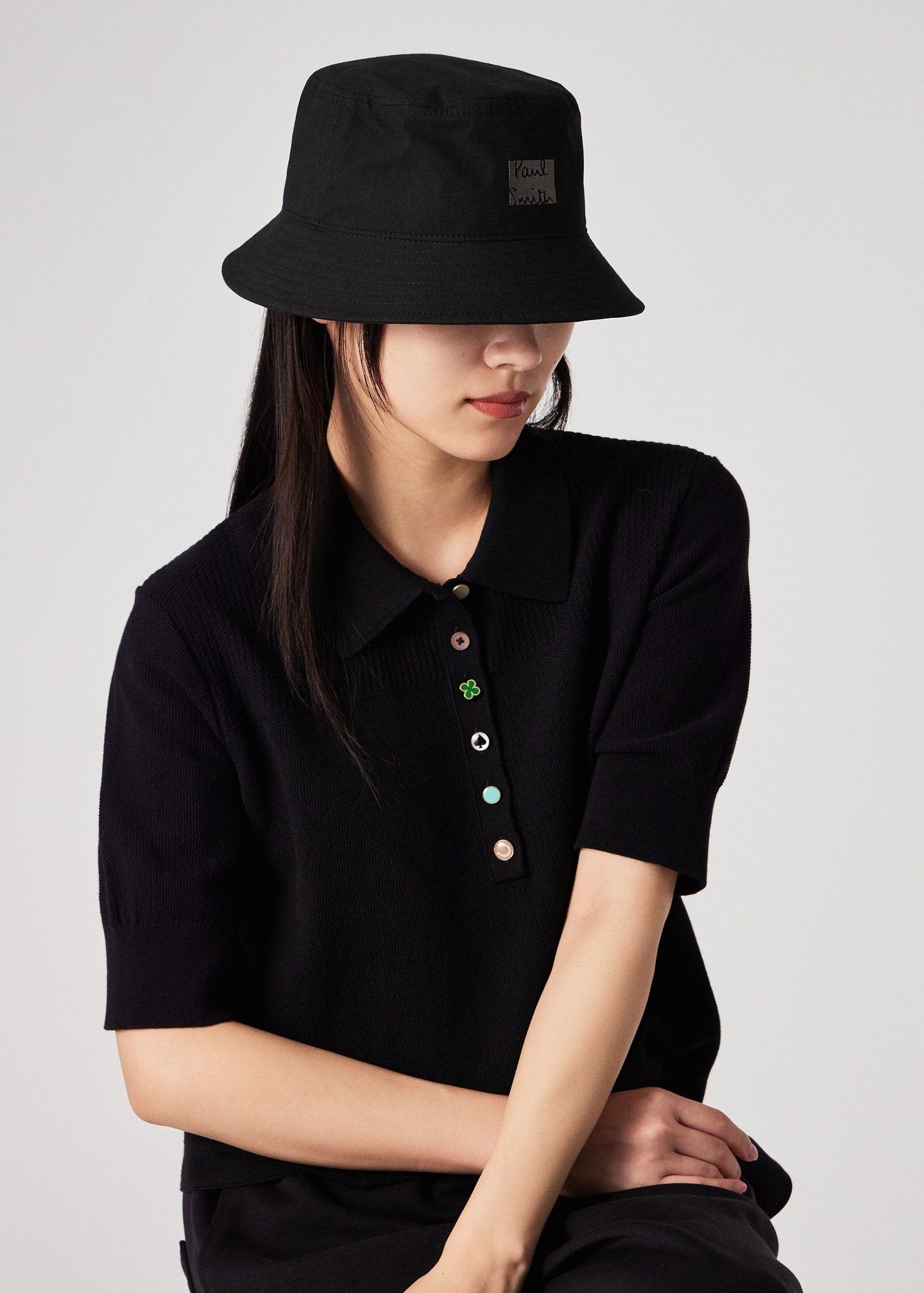 ウィメンズ "Cropped Logo" バケットハット