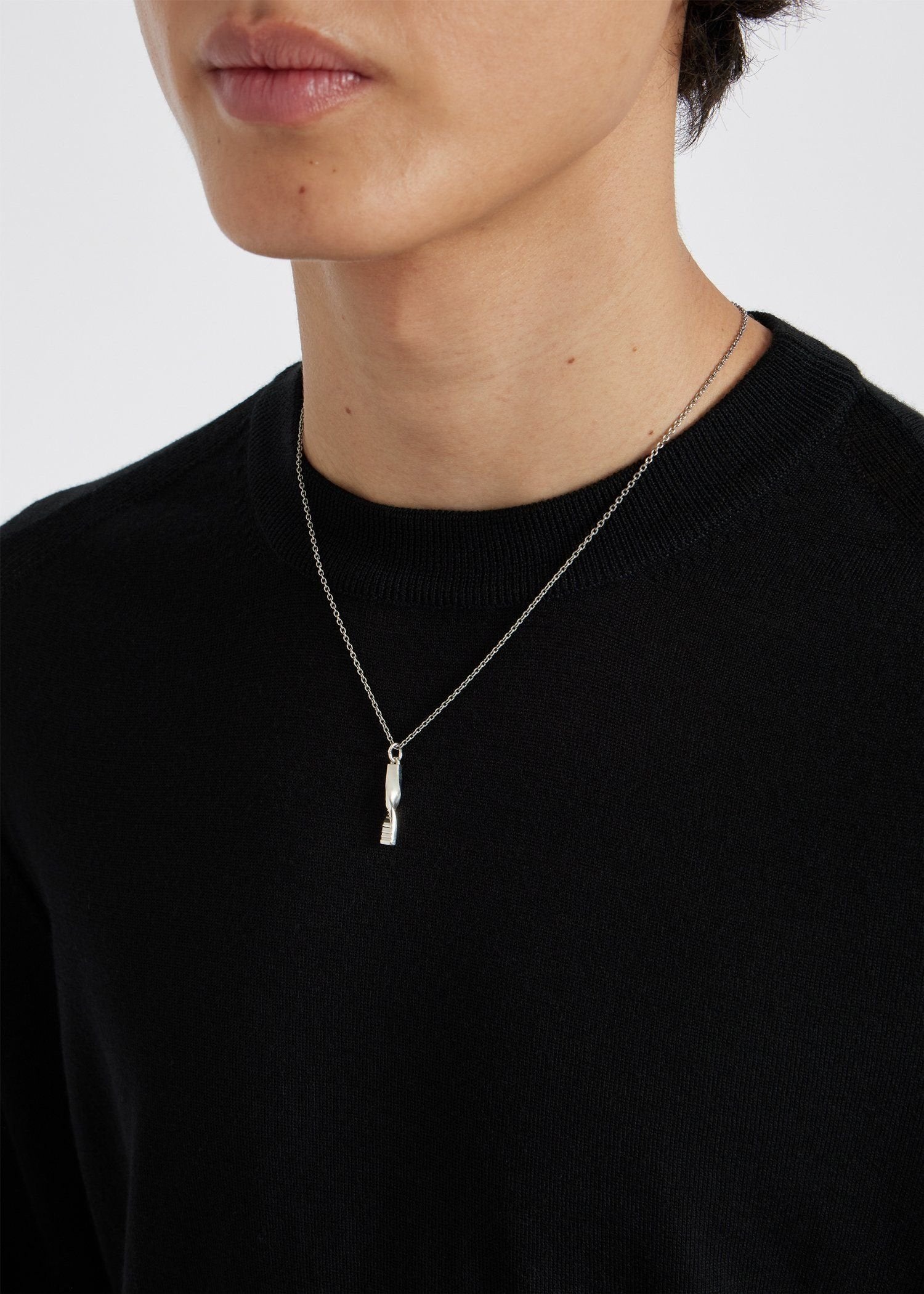 【ホリデーキャンペーン対象商品】"Shadow Stripe Emboss" ネックレス