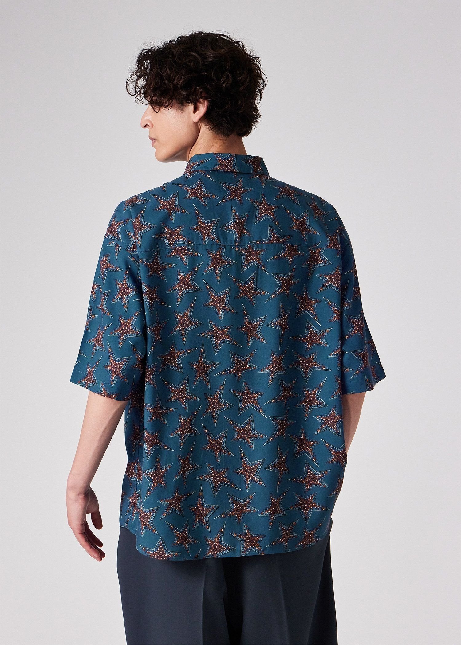 "Studs Star" 半袖シャツ【7/18より発売予定】