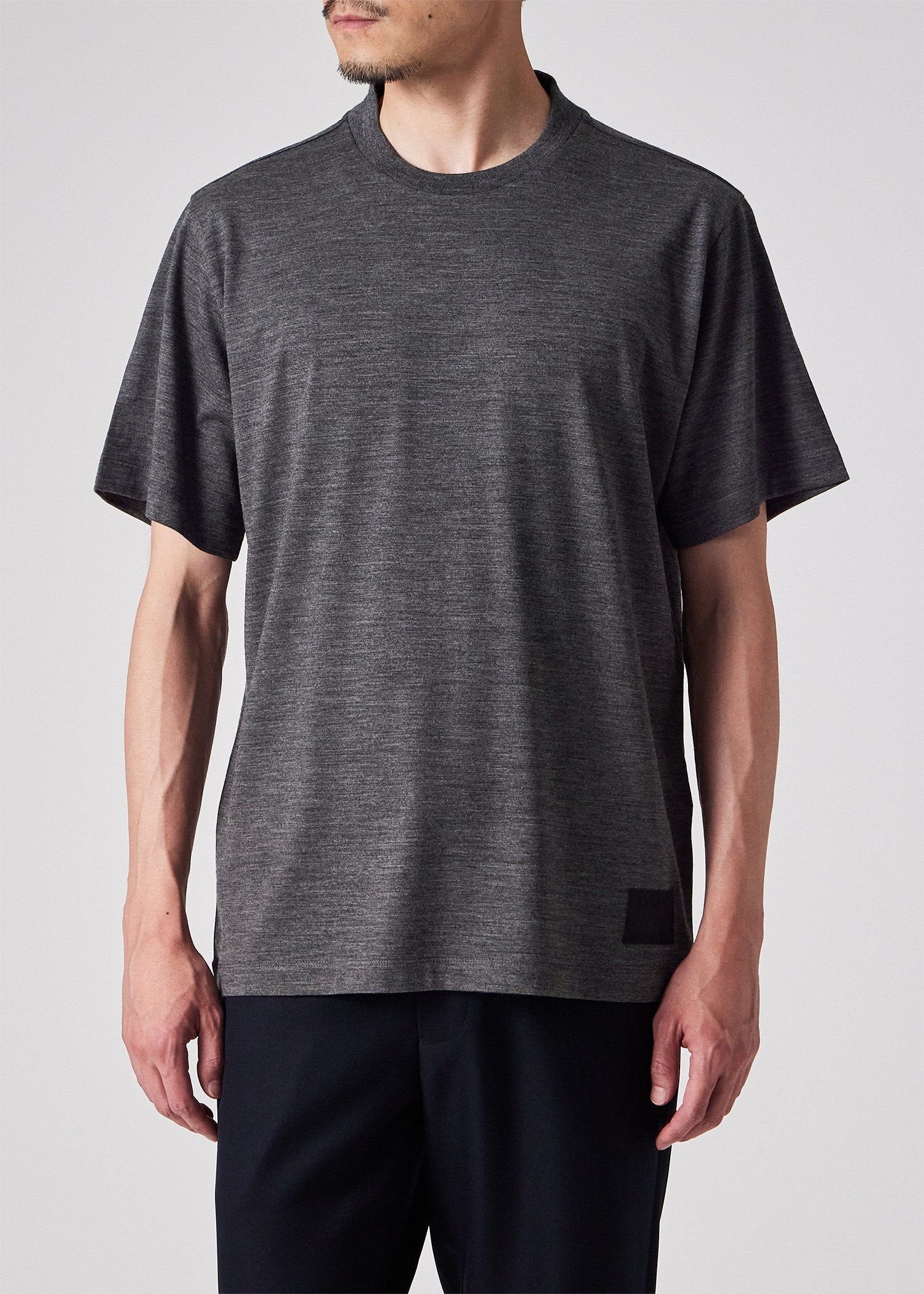 "Cropped Logo" テックウール Tシャツ