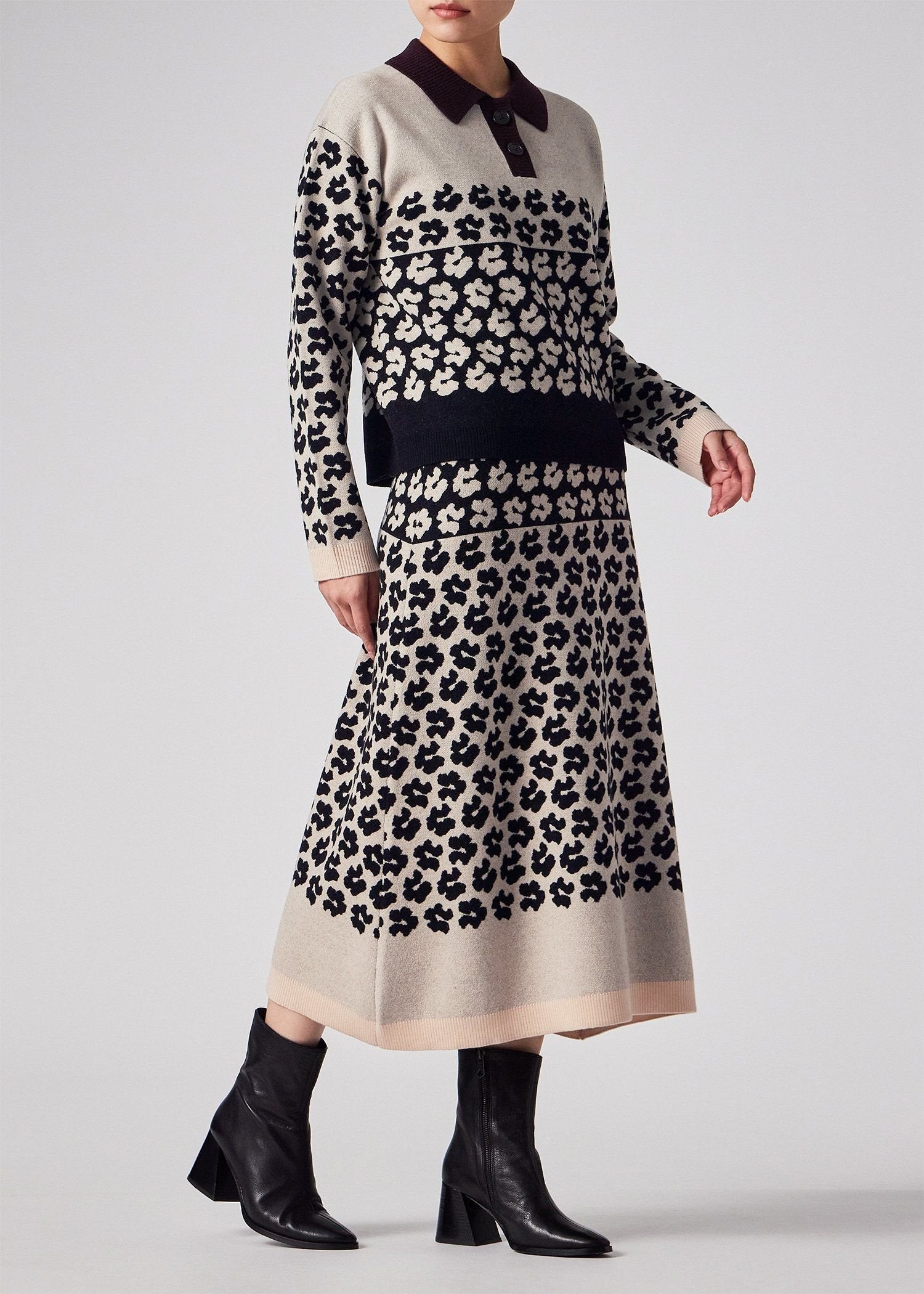 ウィメンズ フラワージャカード ニットスカート