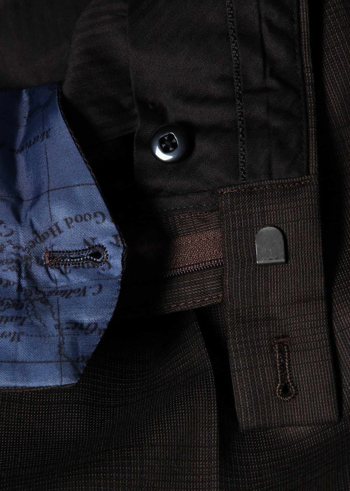 スーツ