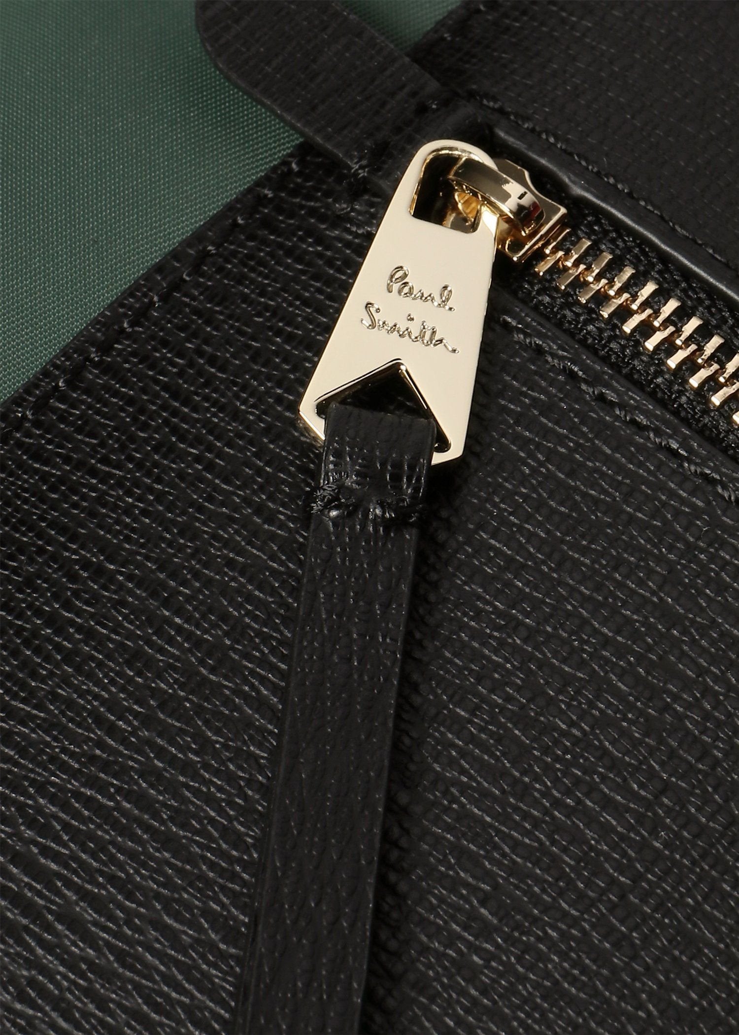 カジュアルバッグ