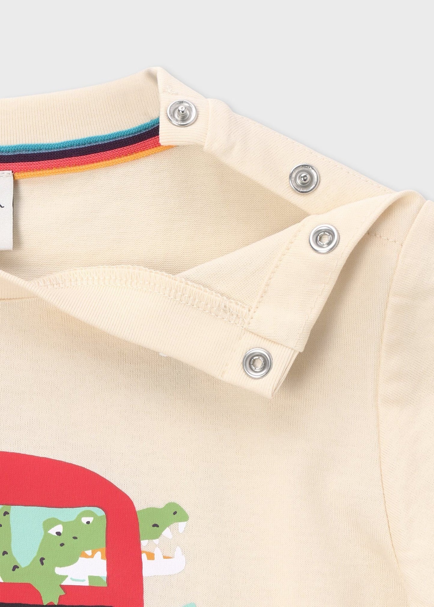 長袖Tシャツ