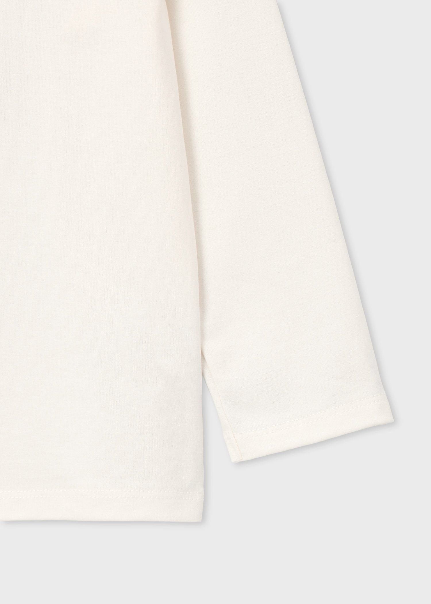 長袖Tシャツ